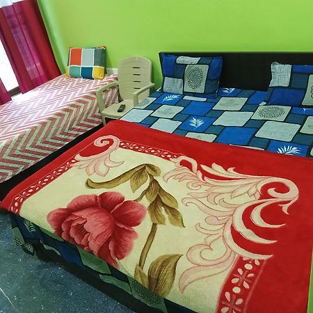 אלמורה Goodwill Home Stay מראה חיצוני תמונה