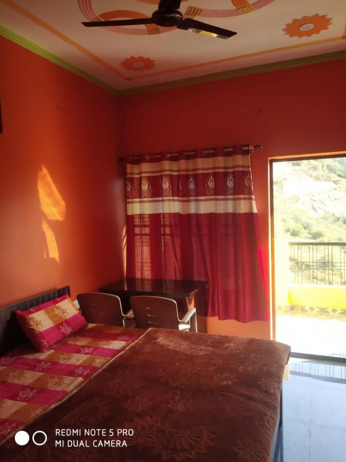 אלמורה Goodwill Home Stay מראה חיצוני תמונה