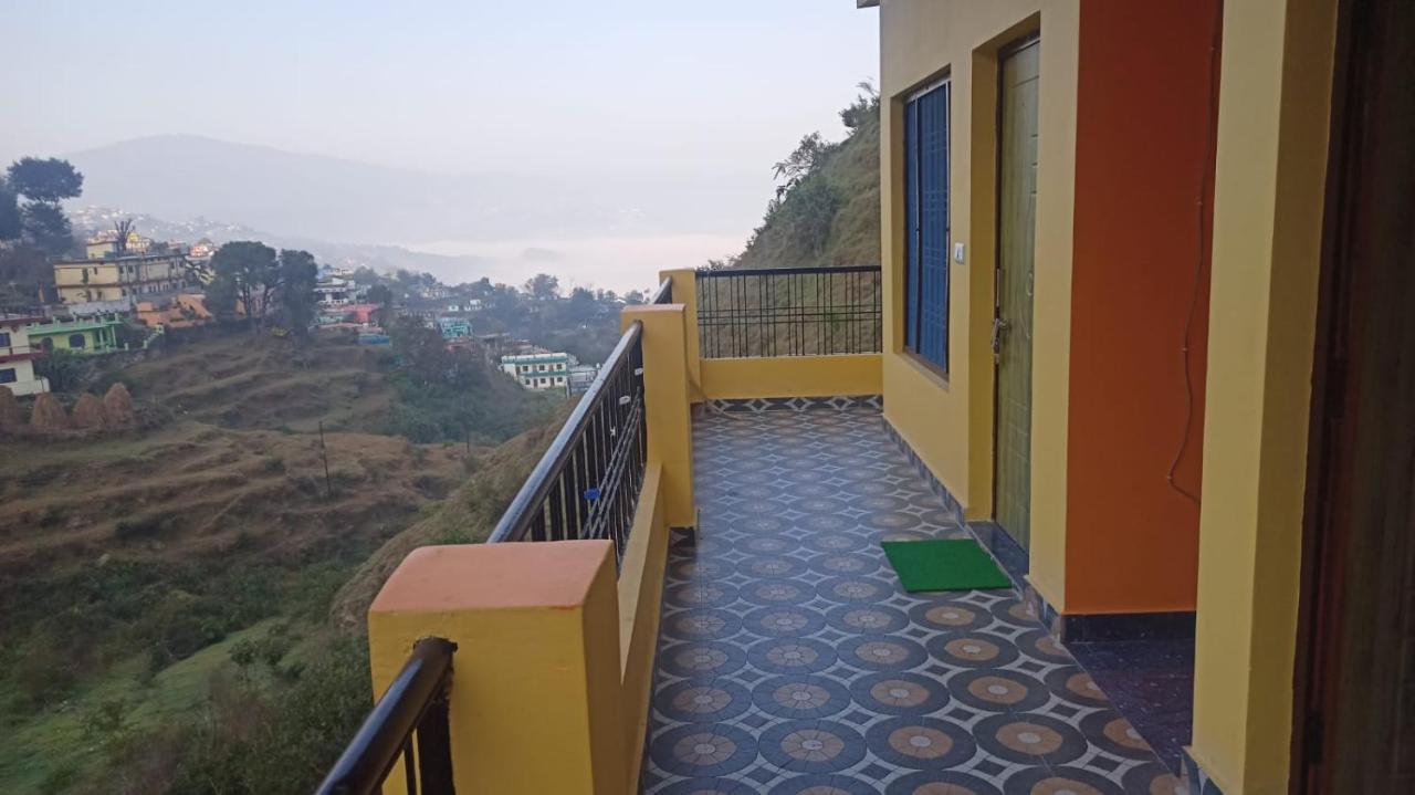 אלמורה Goodwill Home Stay מראה חיצוני תמונה