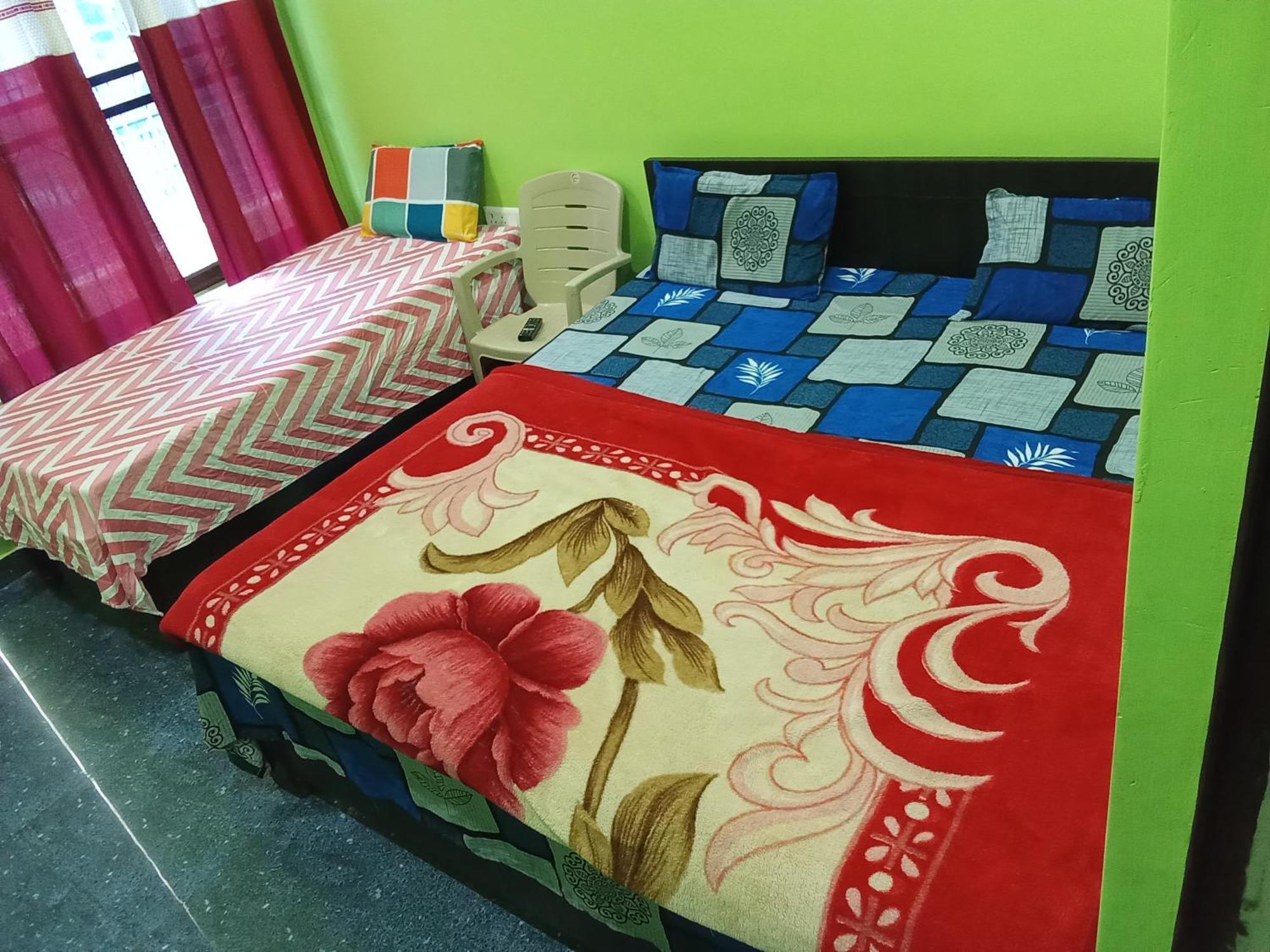 אלמורה Goodwill Home Stay מראה חיצוני תמונה